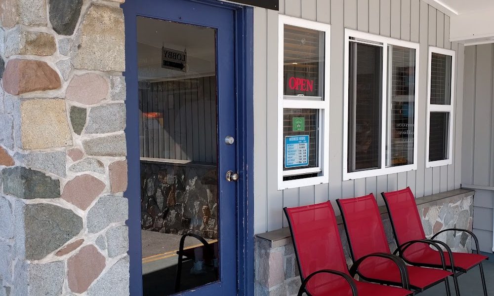 The Hen and Hog Cafe